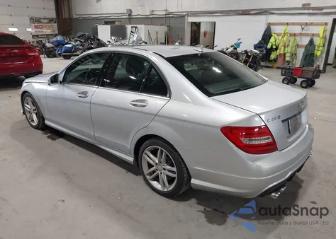 2013 Mercedes-Benz C 300 Sport 4Matic from USA, damaged, VIN WDDGF8AB5DA792406